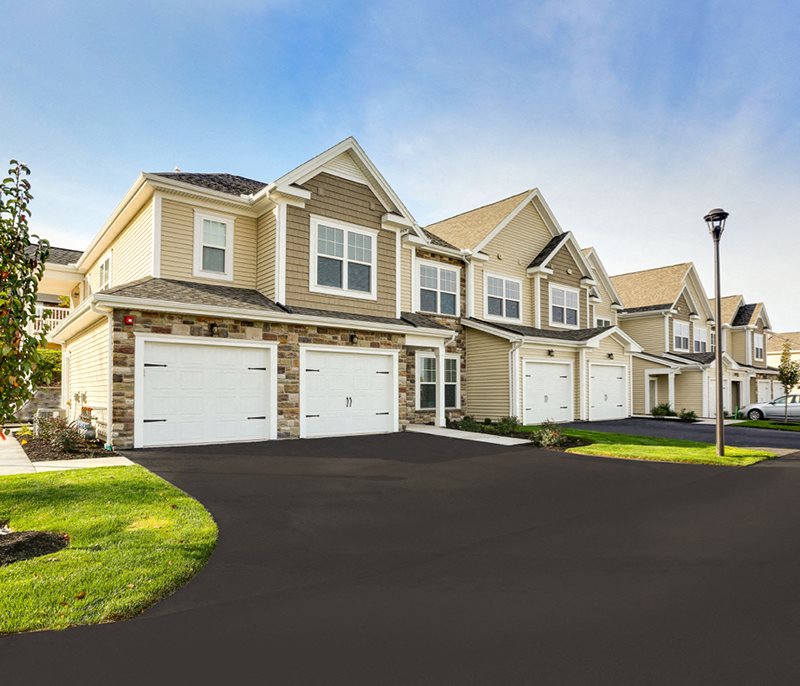 The Glen at Perinton Hills Apartments in Fairport, NY